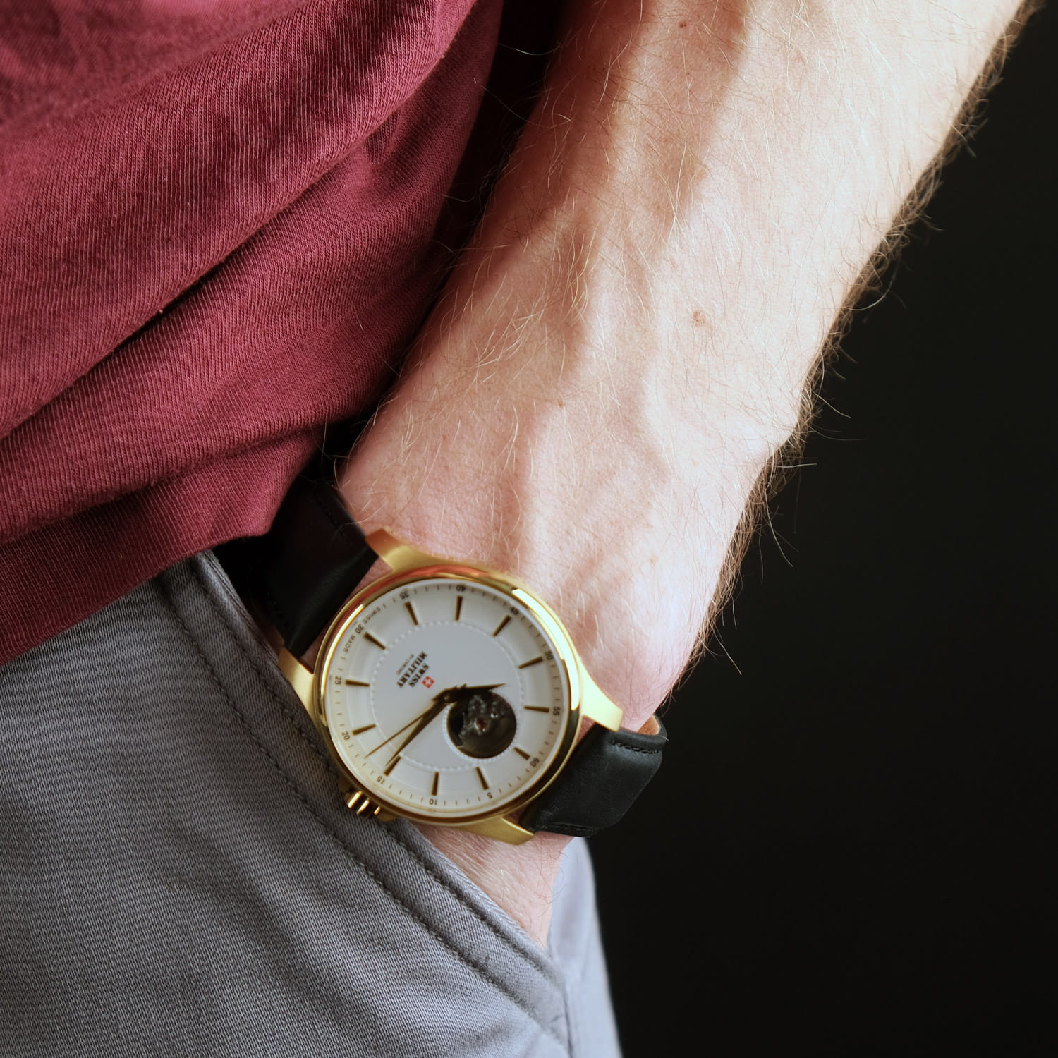 Swiss Military by Chrono Swiss Military by Chrono SMA34050.08 мужские часы белый циферблат на запястье