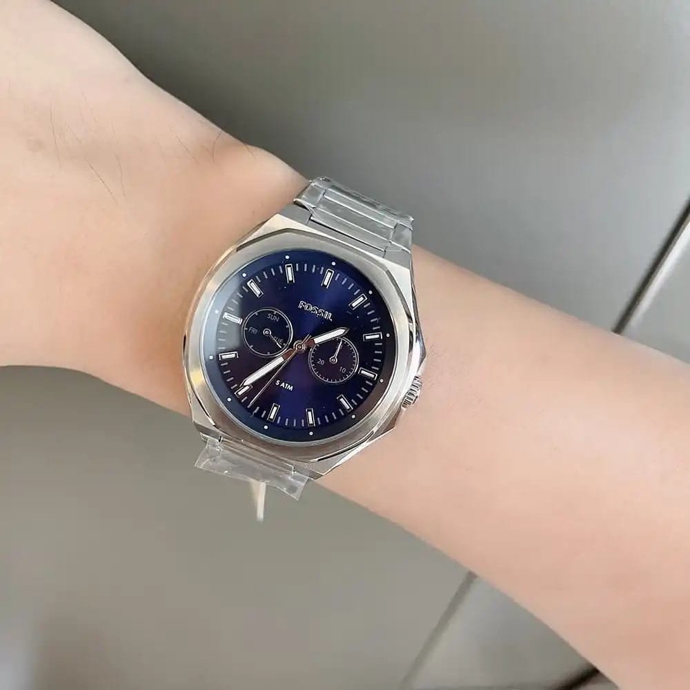 Fossil BQ2610 мужские часы застежка крупным планом