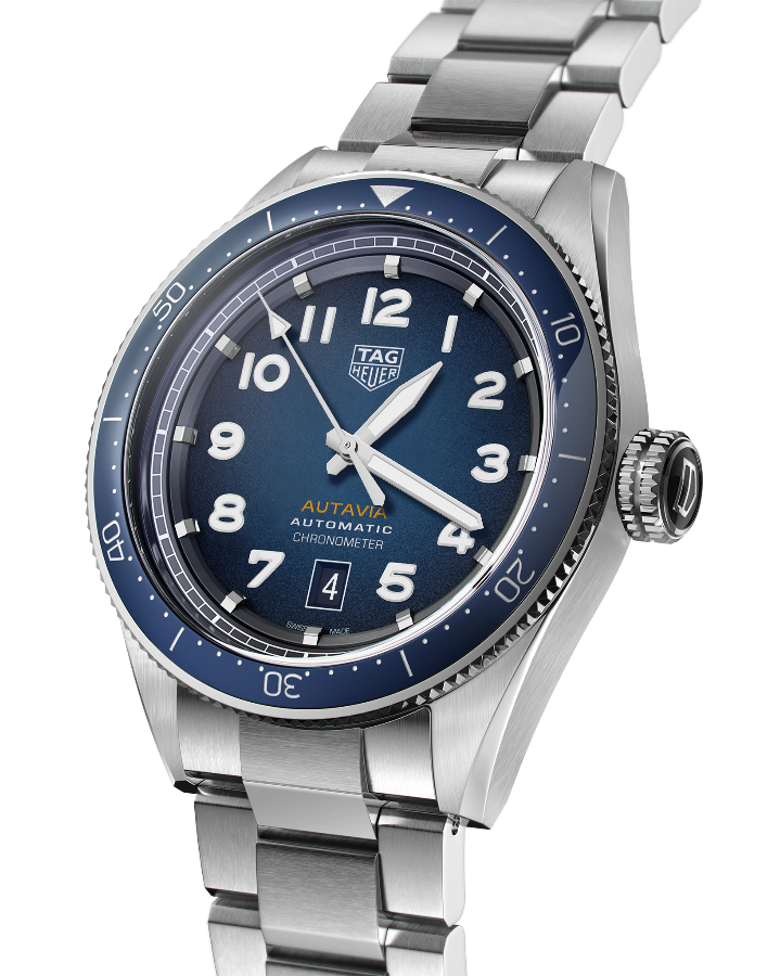 TAG Heuer TAG Heuer Autavia WBE5116.EB0173 мужские часы синий циферблат на запястье