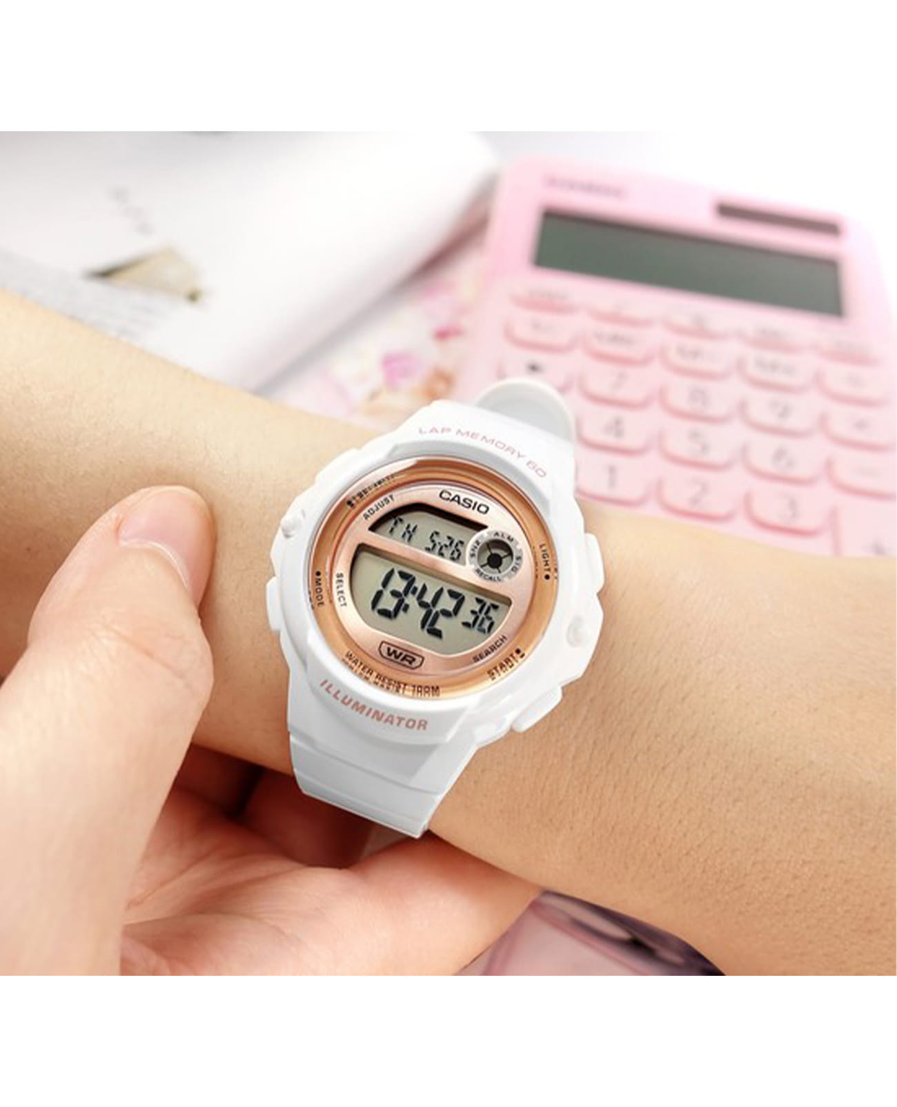 Casio Casio Collection LWS-1200H-7A2VDF (LWS-1200H-7A2) , наручные женские часы фото под углом