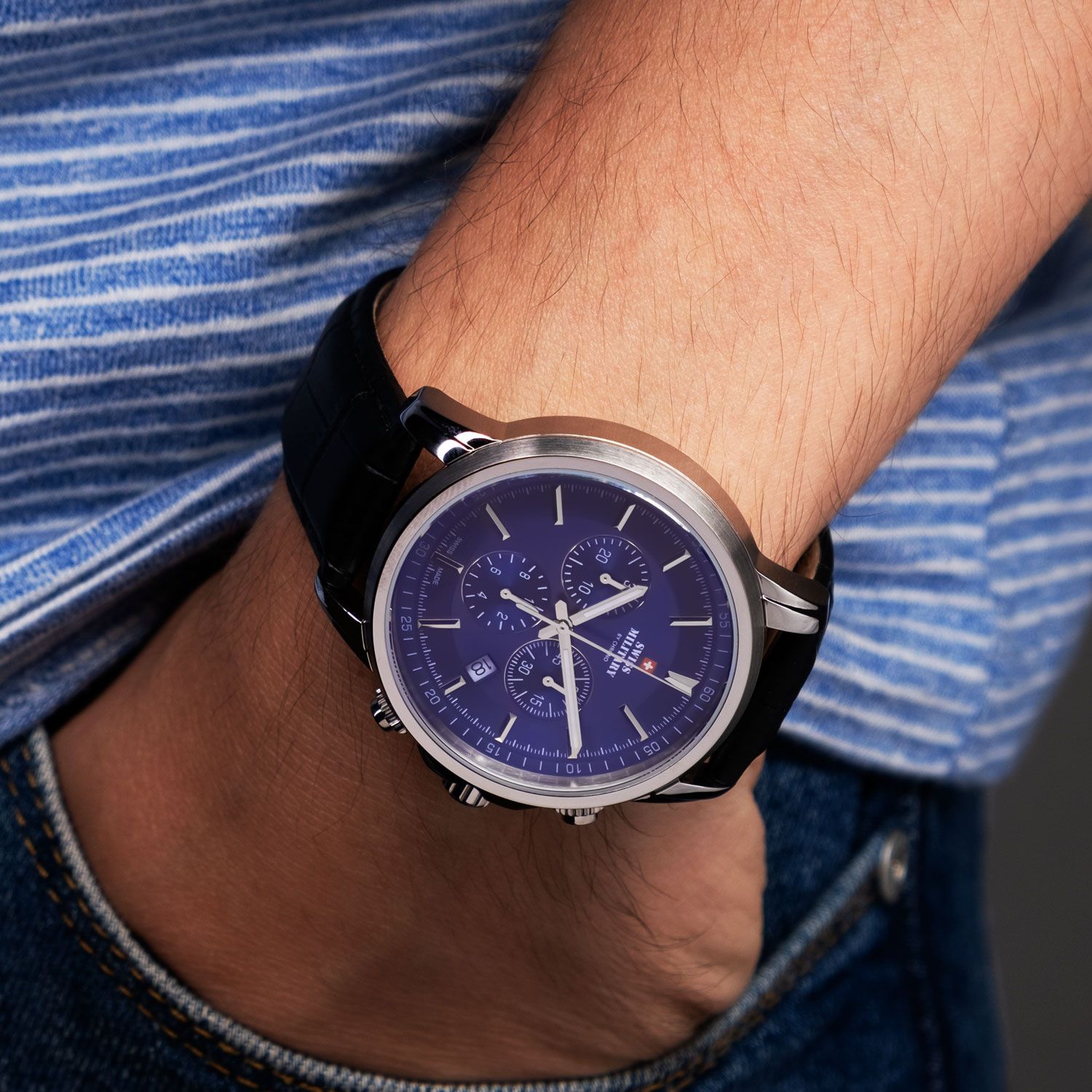 Swiss Military by Chrono Swiss Military by Chrono SM34052.11 мужские часы синий циферблат на запястье