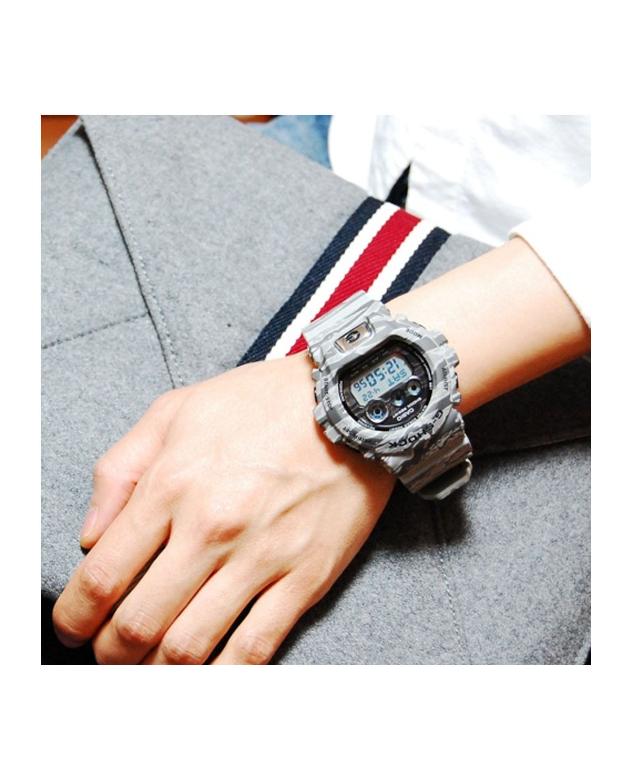 Casio Casio G-Shock GD-X6900TC-8ER , наручные мужские часы фото под углом