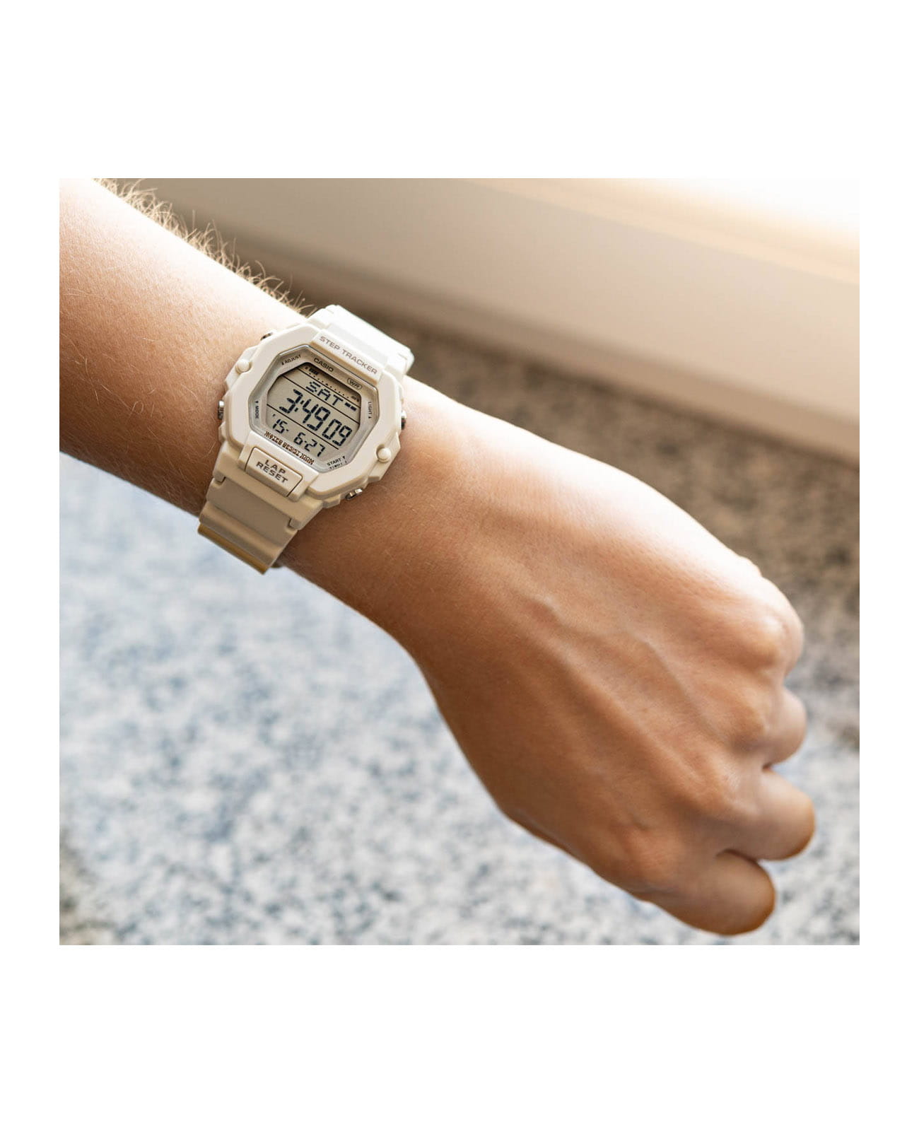 Casio Casio Digital LWS-2200H-8AVEF мужские часы  циферблат на запястье