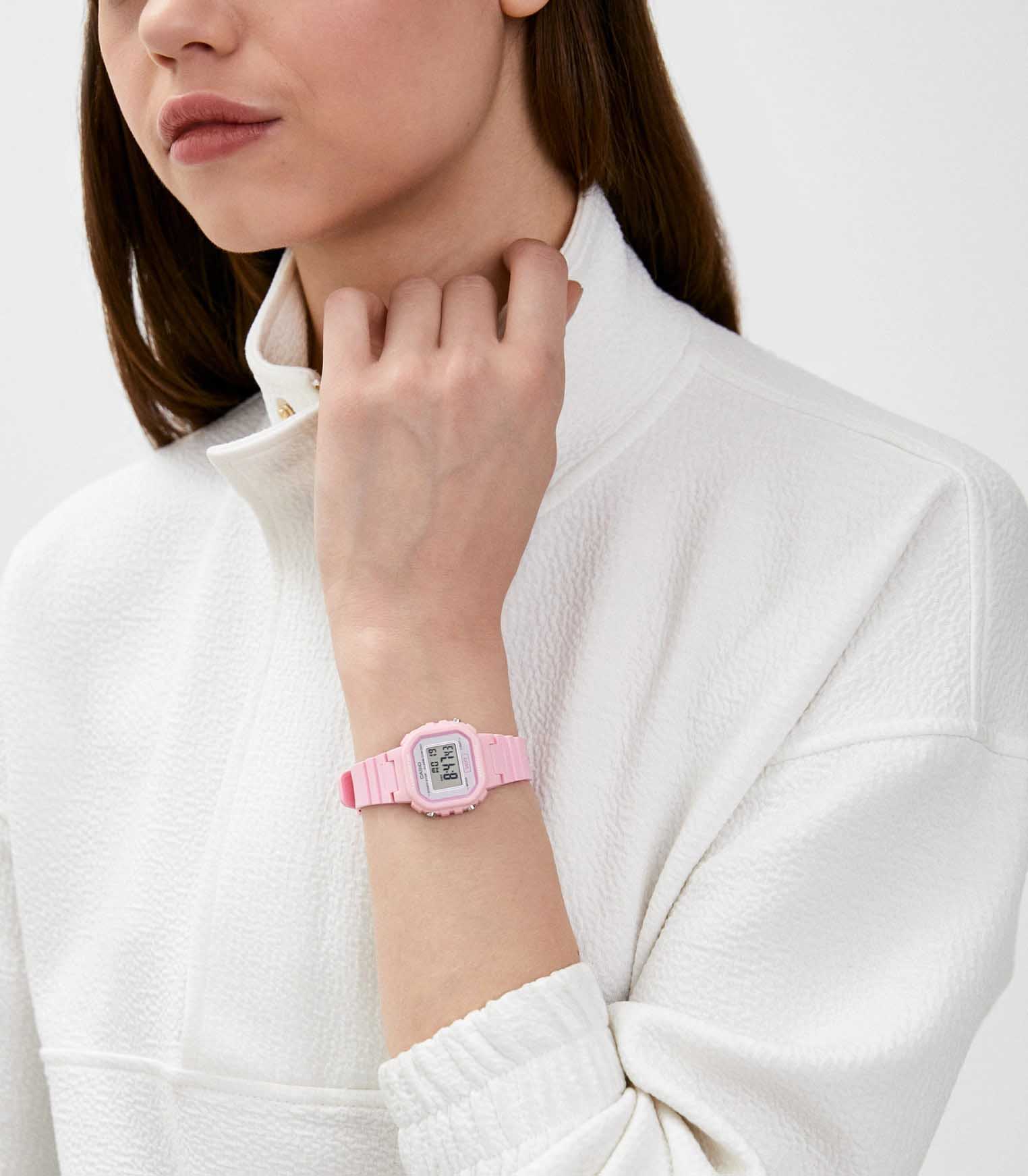 Casio Casio Collection LA-20WH-4A1DF (LA-20WH-4A1) , наручные женские часы фото под углом