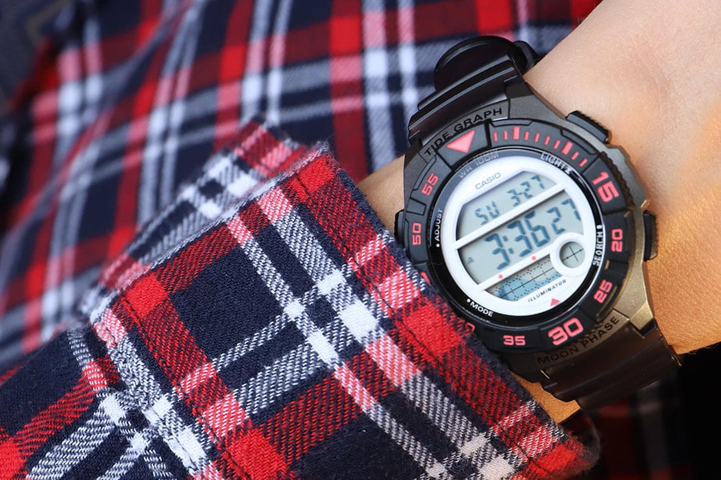 Casio Casio Collection LWS-1100H-8A женские часы серый циферблат на запястье