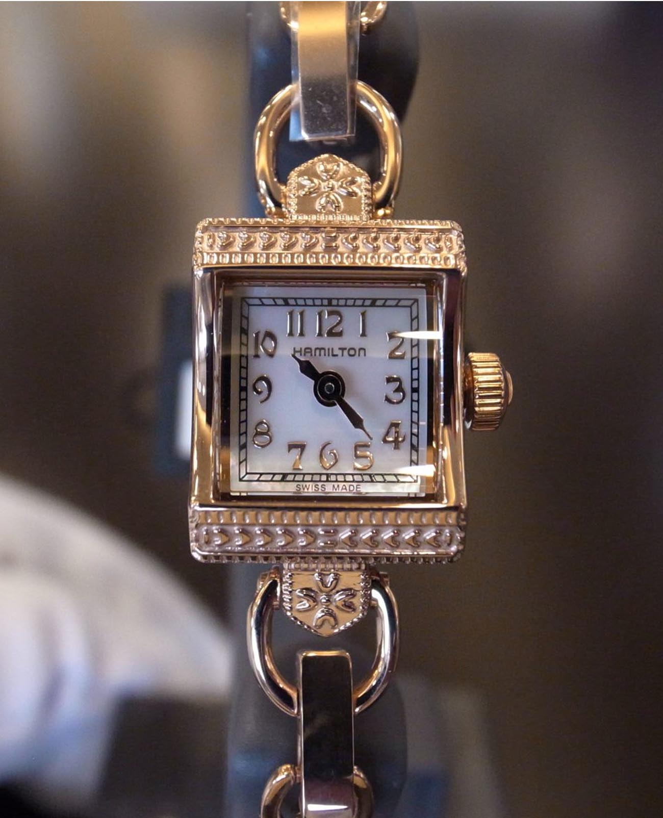 Оригинальные часы Hamilton Hamilton American Classics Lady H31241113 кварцевые калибр механизма  общий вид