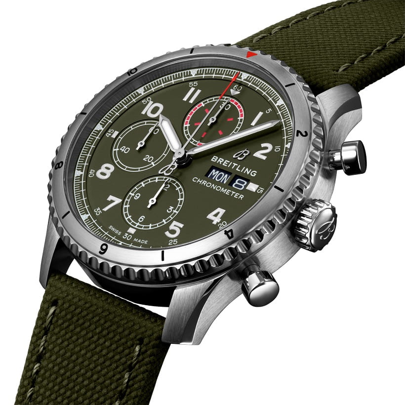 Breitling Breitling Aviator 8 Chronograph 43 Curtiss Warhawk A133161A1L1X2 , наручные мужские часы фото под углом