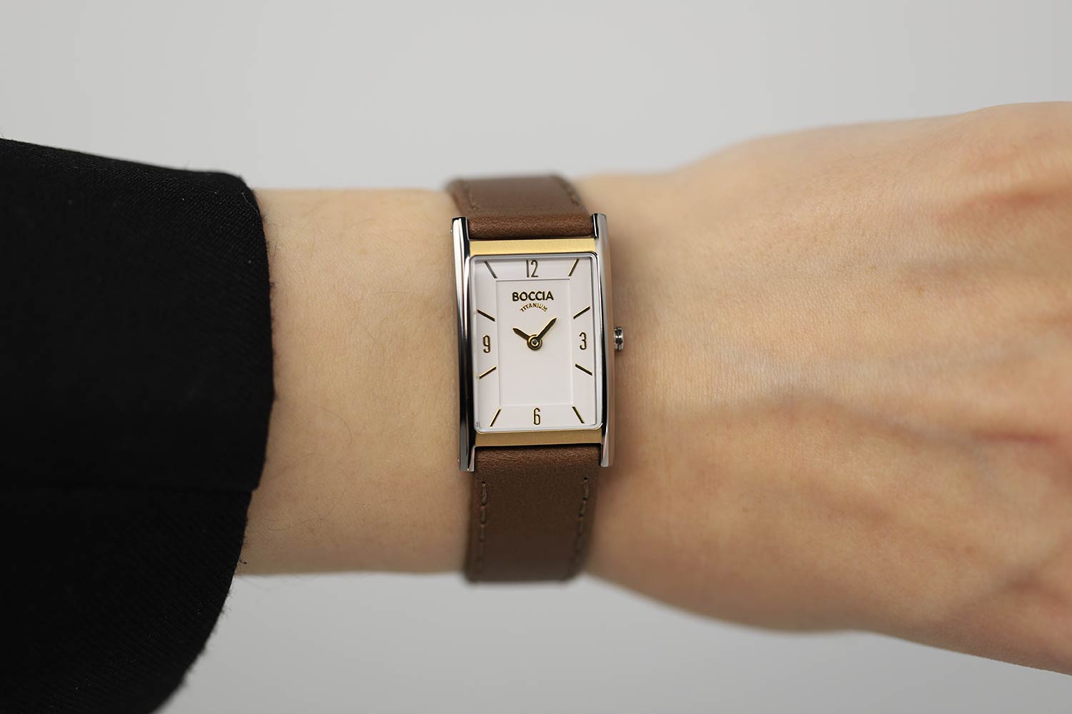 Boccia Titanium Boccia Rectangular Titanium 3212-06 , наручные женские часы фото под углом