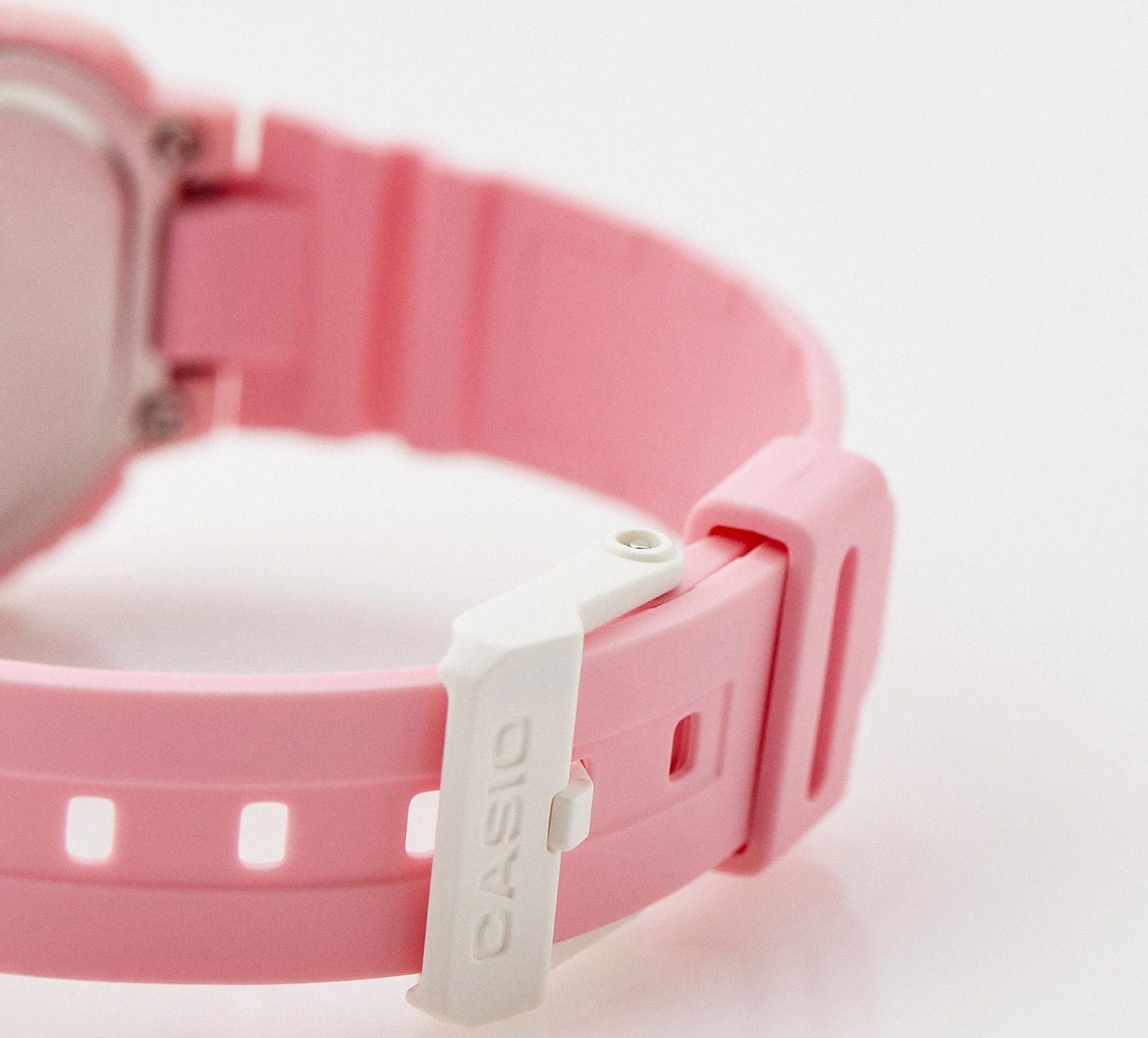 Casio Casio Collection LA-20WH-4A1DF (LA-20WH-4A1)  — детали корпуса и пластик