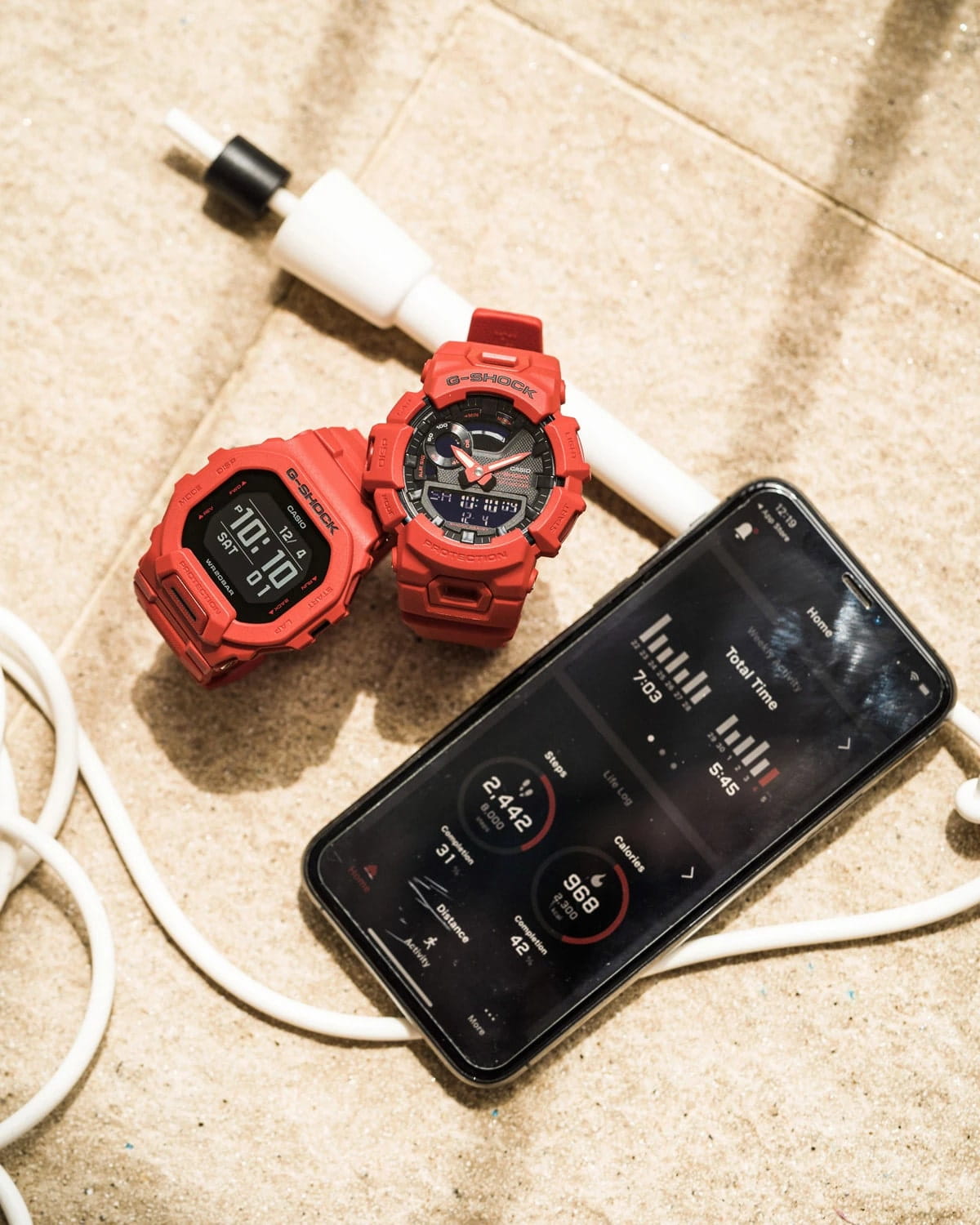 Casio Casio G-Shock GBD-200RD-4 электронные мужские часы часы крупный план черный циферблата