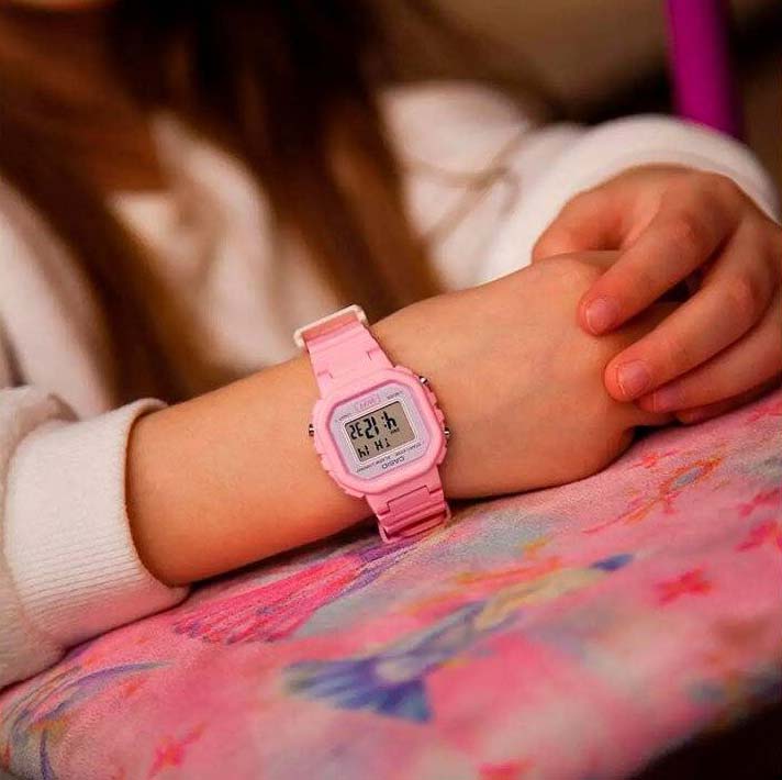 Casio Casio Collection LA-20WH-4A1DF (LA-20WH-4A1) женские часы серый циферблат на запястье