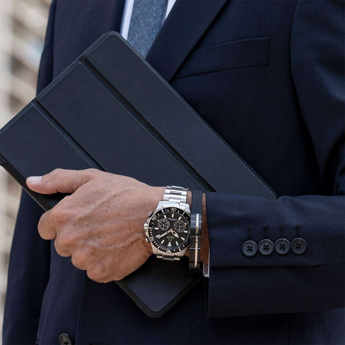 Jaguar J888/2 мужские часы застежка крупным планом