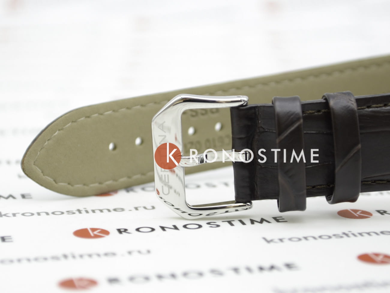Certina Certina DS Caimano C035.410.16.037.01 DS Caimano — детали корпуса и кожаный