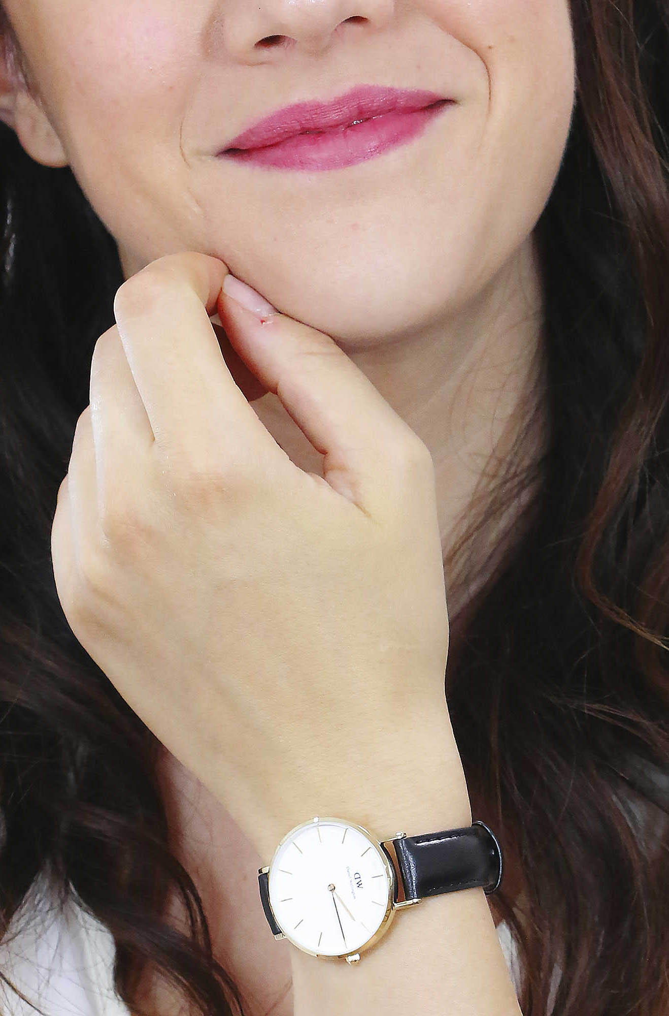 Daniel Wellington Daniel Wellington Petite Sheffield DW00100549 кварцевые женские часы часы крупный план белый циферблата