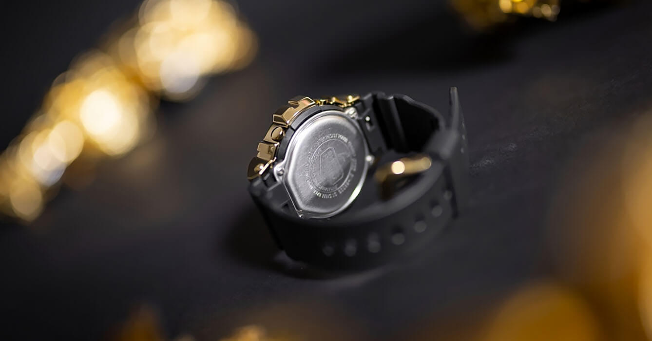 Casio Casio G-Shock GM-6900G-9 мужские часы золотой циферблат на запястье