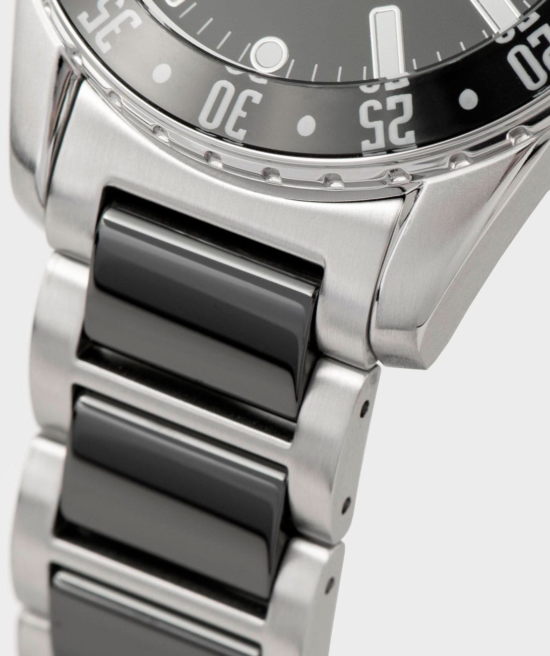 Jacques Lemans Jacques Lemans High Tech Ceramic 42-10A кварцевые мужские часы часы крупный план черный циферблата
