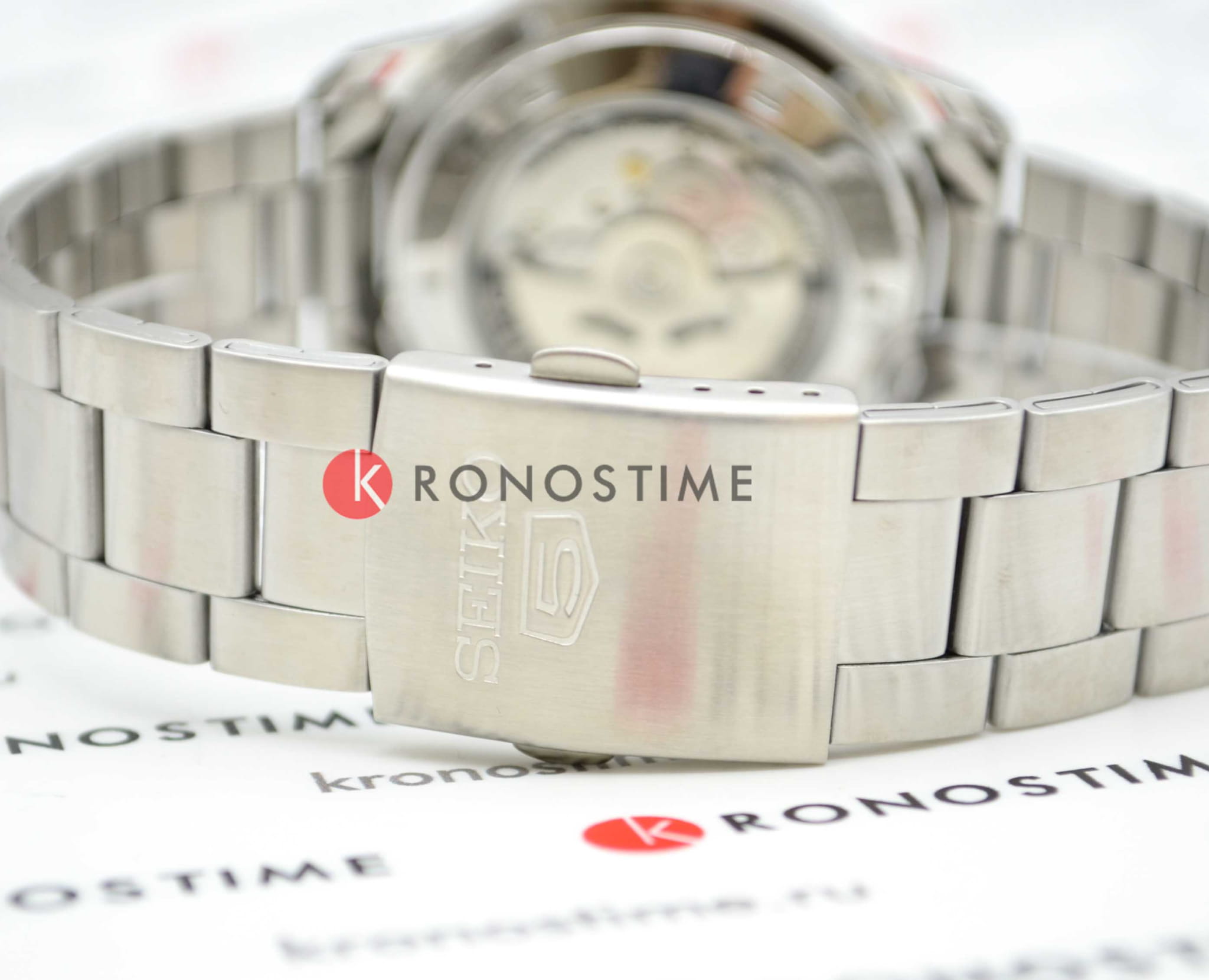 Seiko Seiko 5 Regular SNKP11K1 механические мужские часы часы крупный план черный циферблата