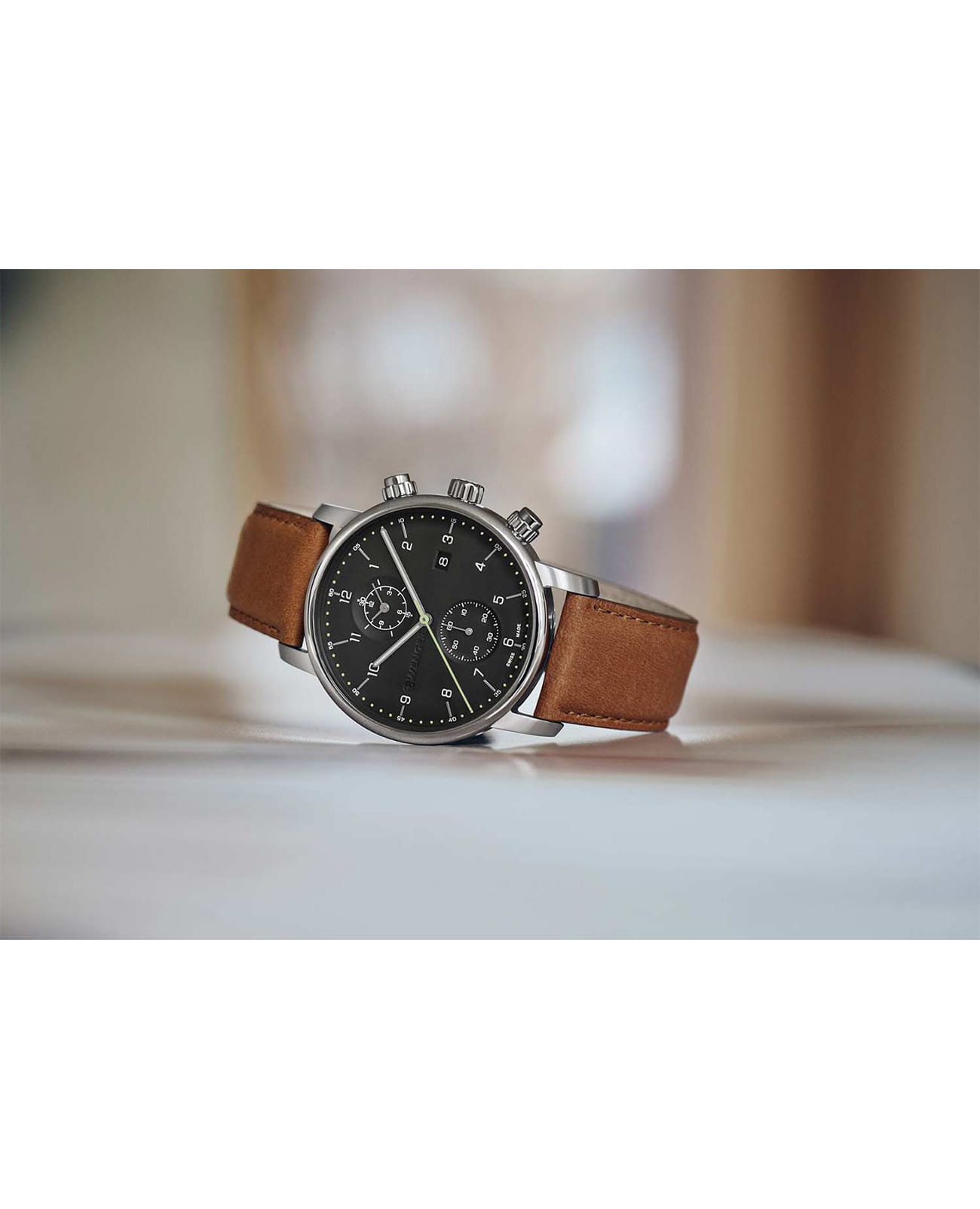 Wenger Urban classic 01.1743.121 мужские часы черный циферблат на запястье