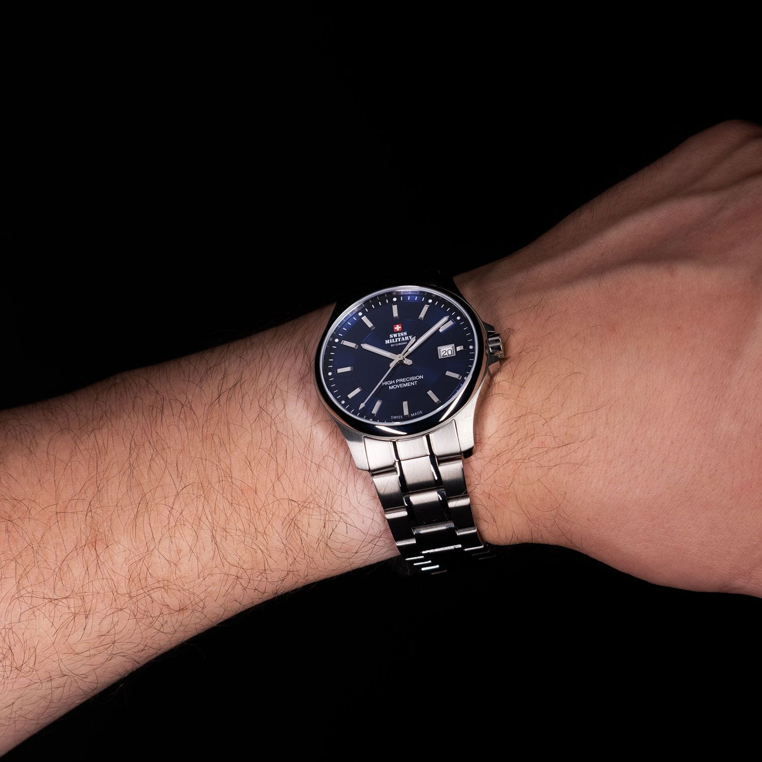 Swiss Military by Chrono Swiss Military by Chrono SM30200.03 мужские часы синий циферблат на запястье