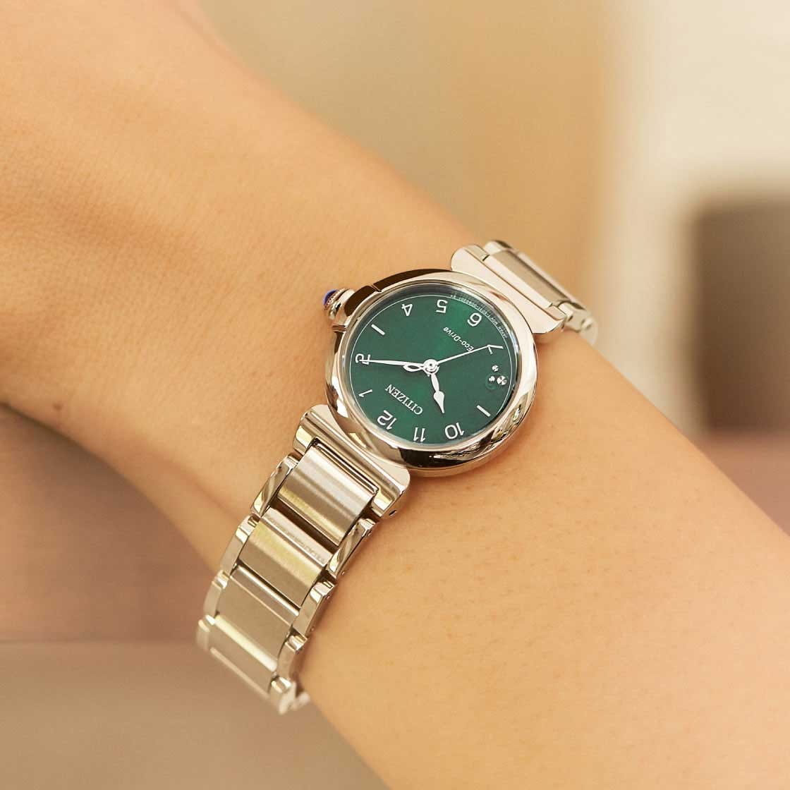 Citizen Citizen Citizen L EM1130-83X , наручные женские часы фото под углом