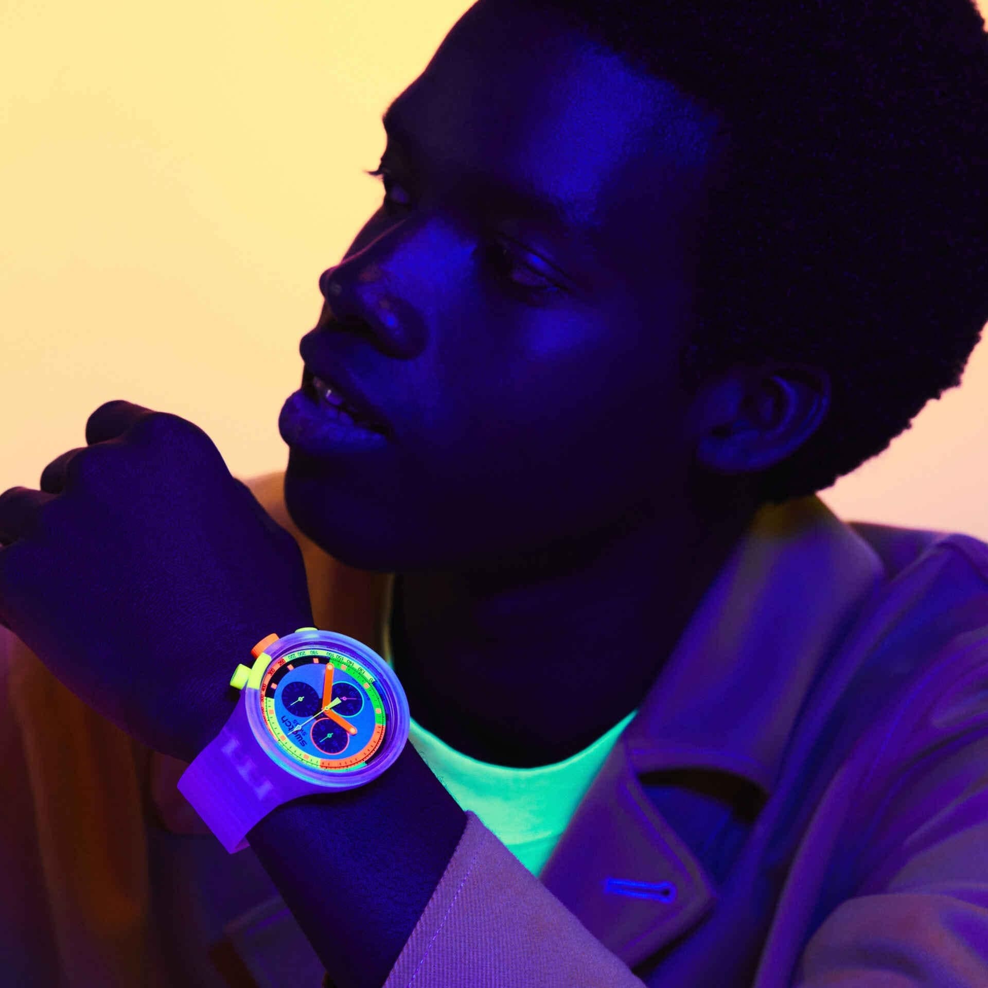 Swatch Swatch Big Bold Chrono SB02K100 кварцевые мужские часы часы крупный план цветной циферблата