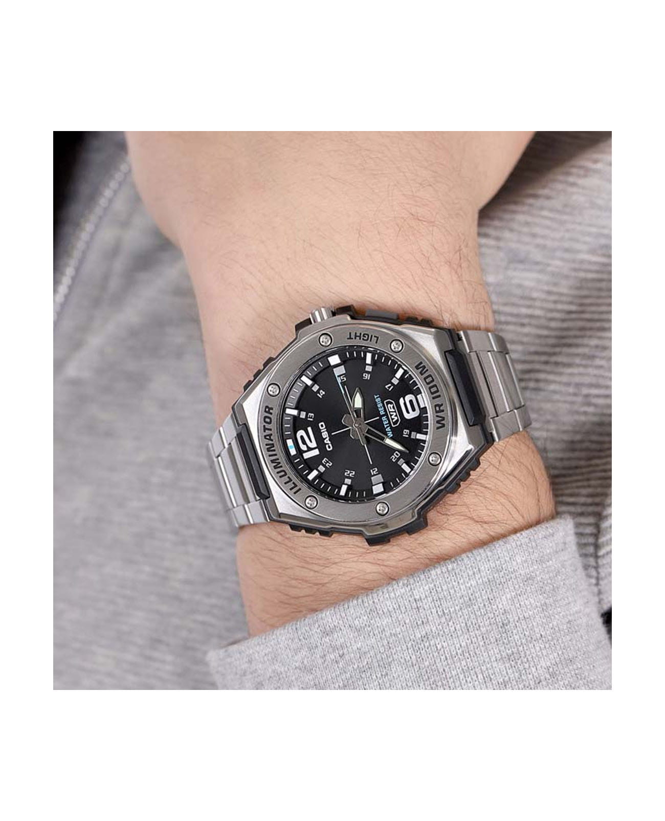 Casio Casio Collection MWA-100HD-1A , наручные мужские часы фото под углом