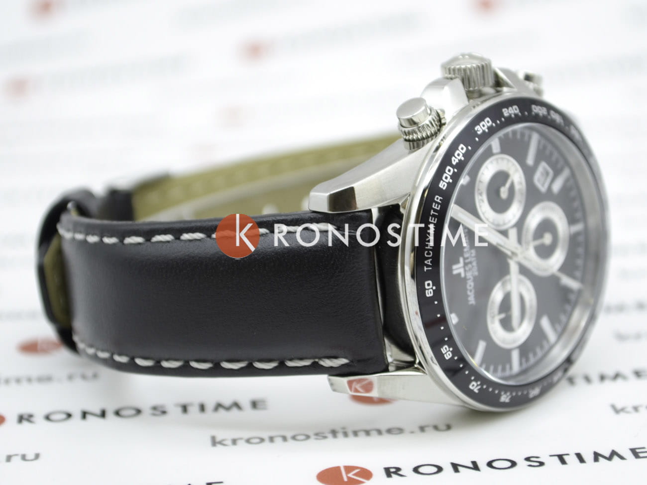 Jacques Lemans 1-1877A мужские часы застежка крупным планом