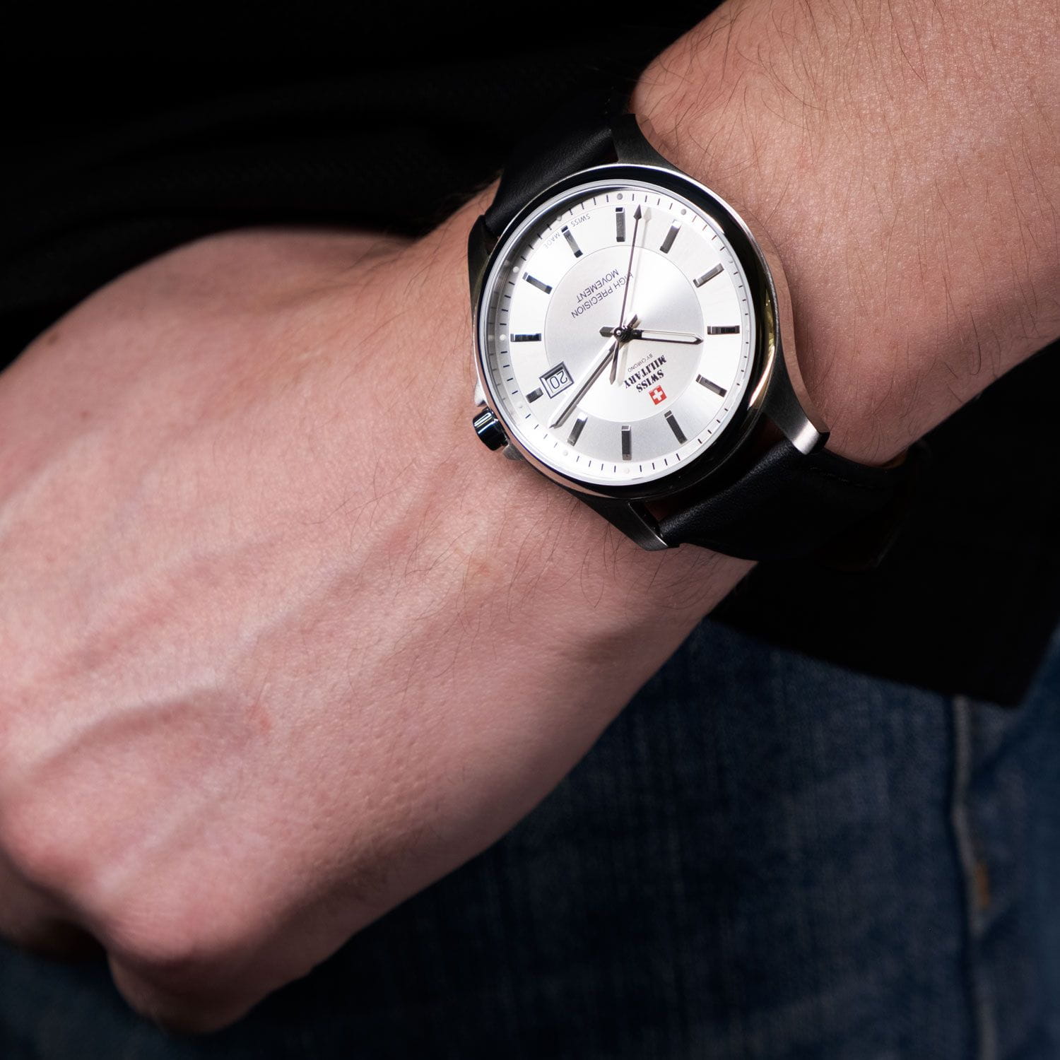 Swiss Military by Chrono Swiss Military by Chrono Сверхточные SM30200.11  - задняя крышка сталь корпуса, швейцария часы