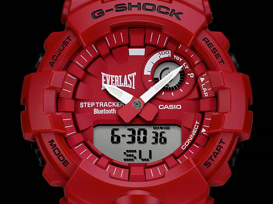 Casio Casio G-Shock GBA-800EL-4A электронные мужские часы часы крупный план красный циферблата
