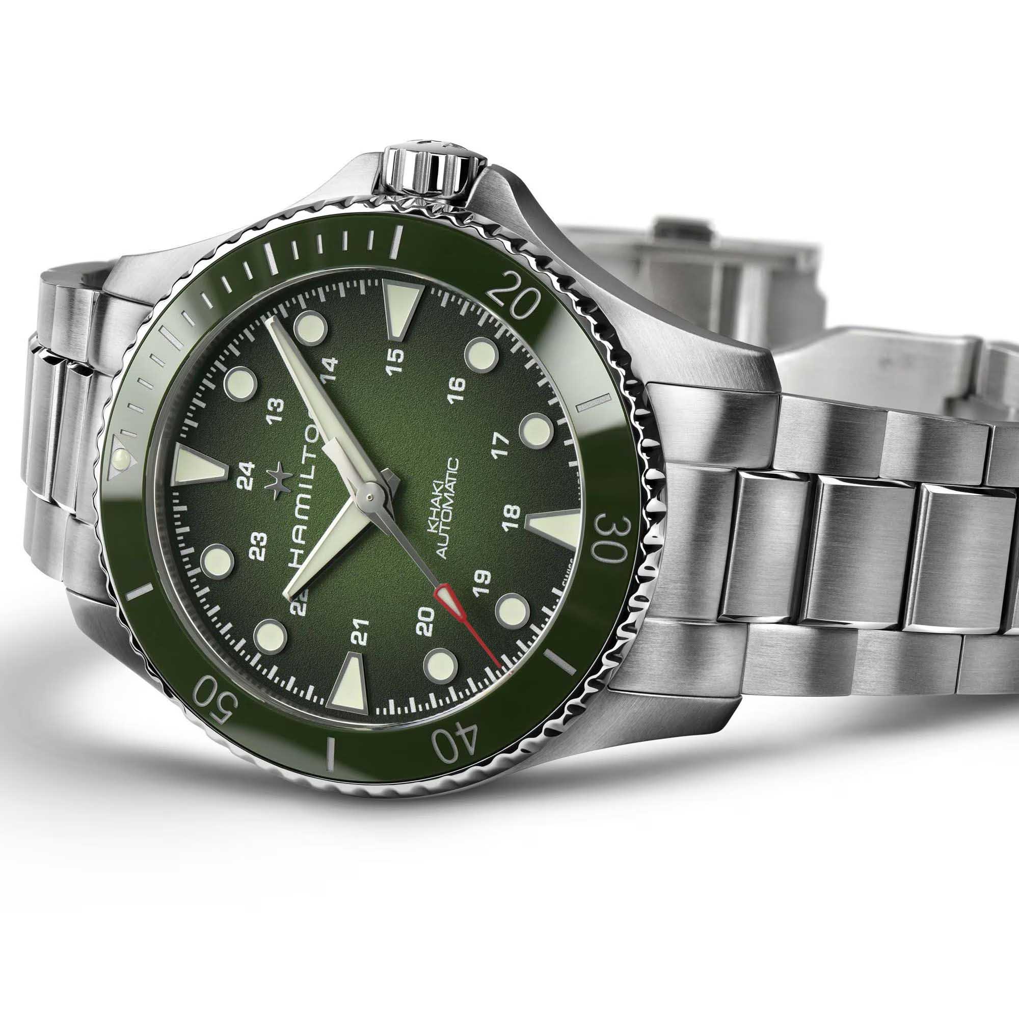 Hamilton Hamilton Khaki Navy Scuba Automatic H82525160, khaki navy швейцария мужские часы на браслете нержавеющая сталь боковой вид