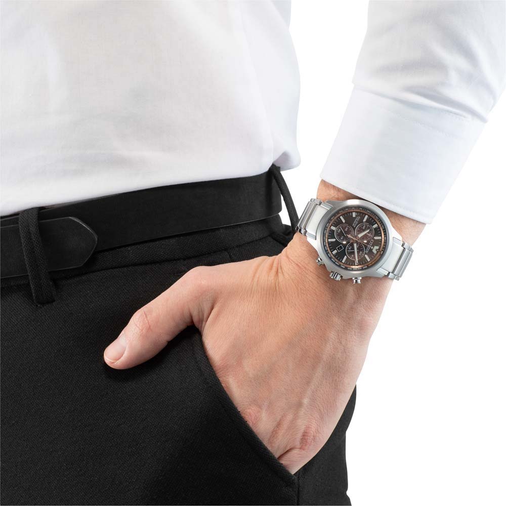 Citizen AT2470-85H мужские часы черный циферблат на запястье