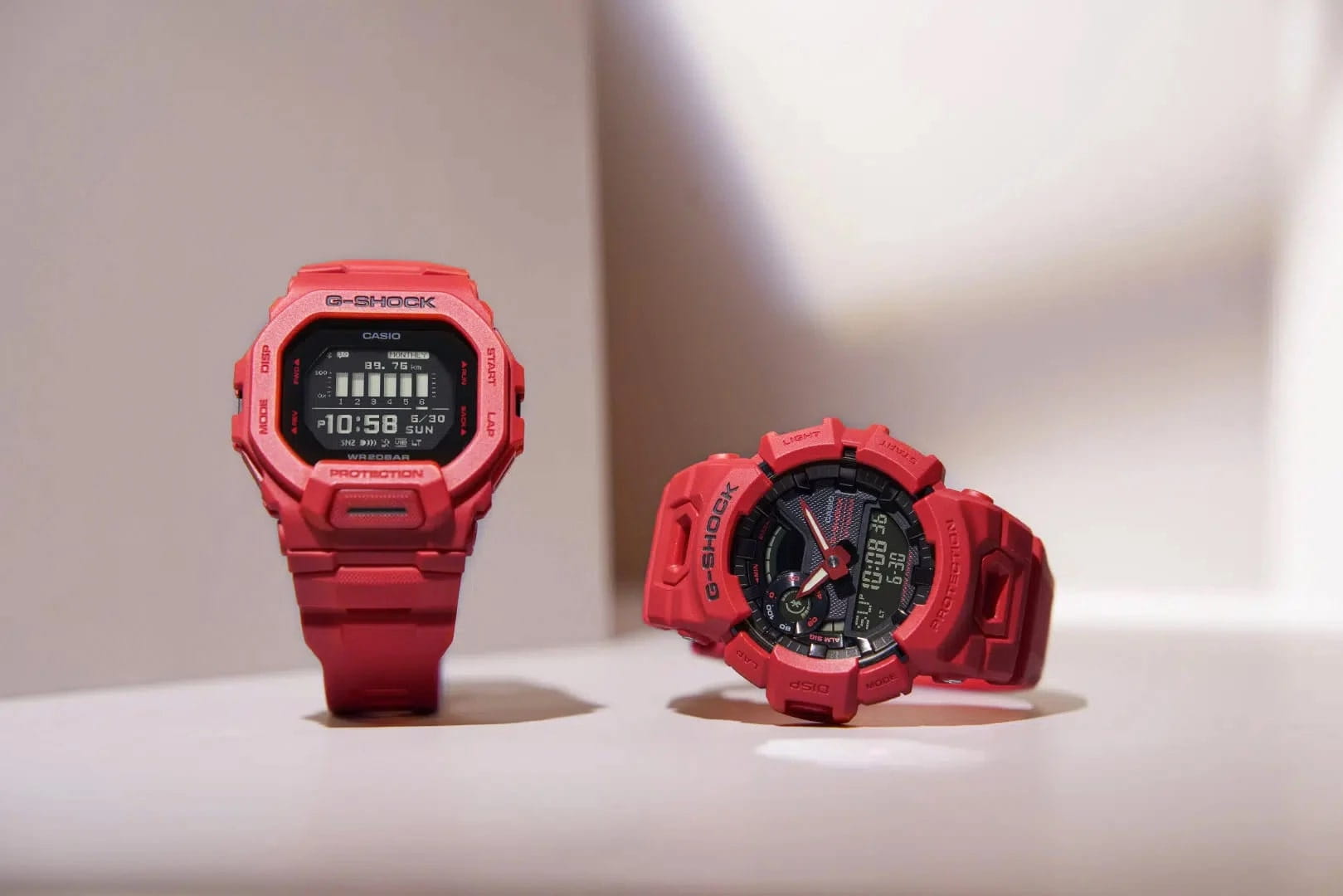 Casio Casio G-Shock GBD-200RD-4 мужские часы черный циферблат на запястье