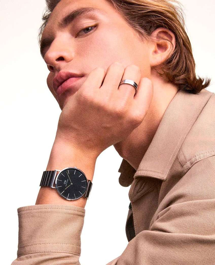 Daniel Wellington Daniel Wellington Classic Piano DW00100774 мужские часы черный циферблат на запястье