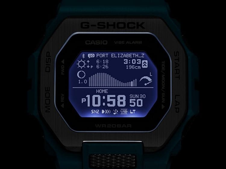 Casio GBX-100-2 мужские часы застежка крупным планом