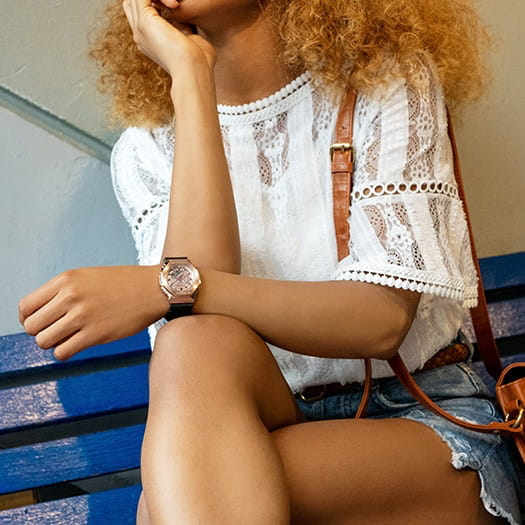 Casio Casio G-Shock GM-S2100PG-1A4 GM, наручные женские часы фото под углом