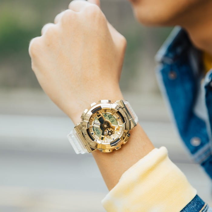 Casio Casio G-Shock GM-110SG-9AER GM, наручные мужские часы фото под углом