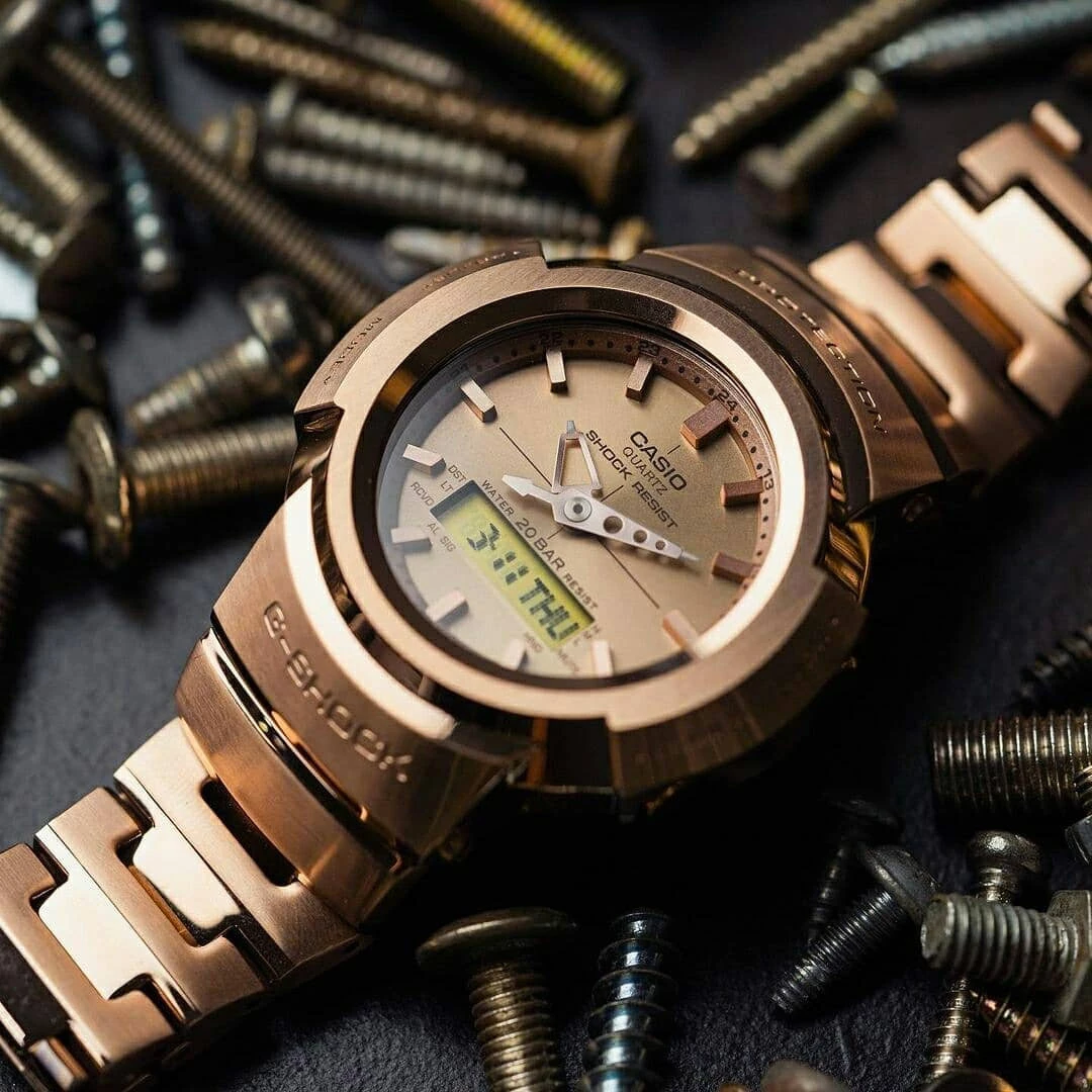 Casio Casio G-Shock AWM-500GD-4ADR  - задняя крышка сталь металл корпуса, япония часы