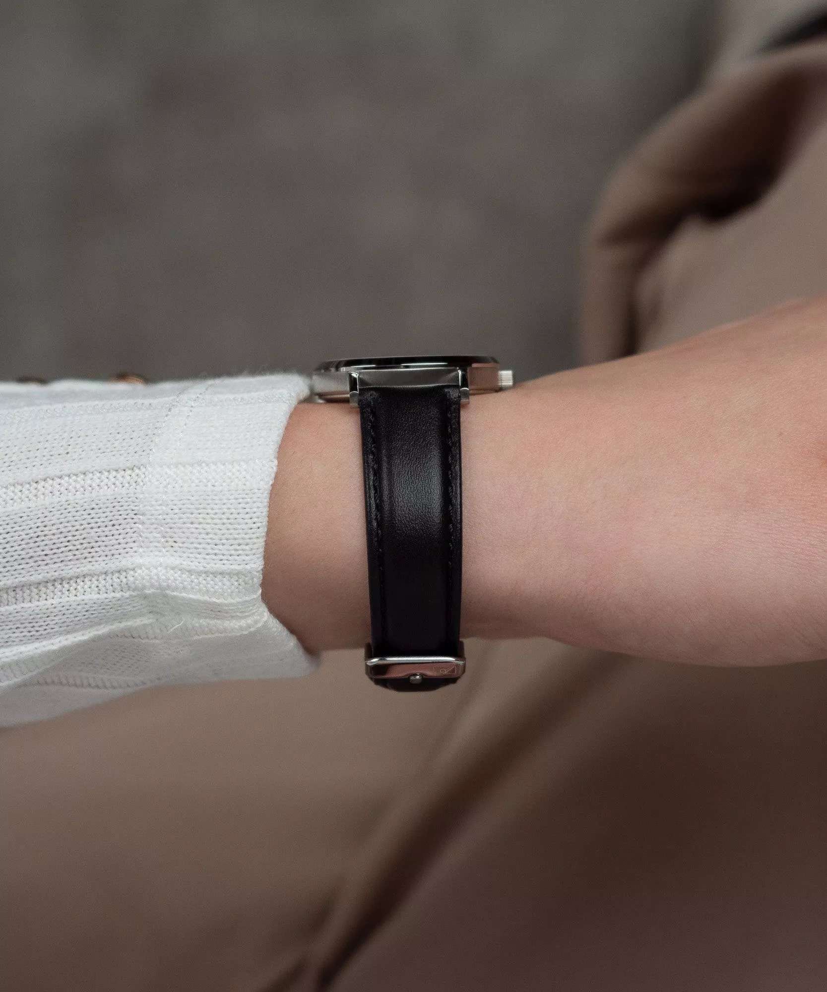 Adriatica Adriatica Pairs A3194.5266Q,  швейцария женские часы на браслете кожаный боковой вид