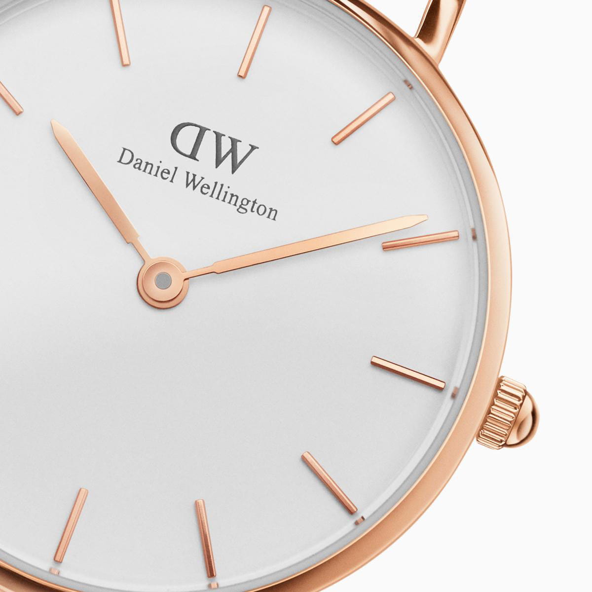 Daniel Wellington Daniel Wellington Petite Durham DW00100228 , наручные женские часы фото под углом