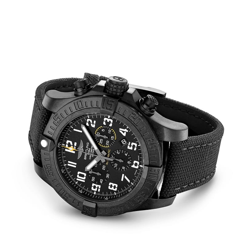 Breitling Breitling Avenger Hurricane 12H XB0170E41B1W1 , наручные мужские часы фото под углом