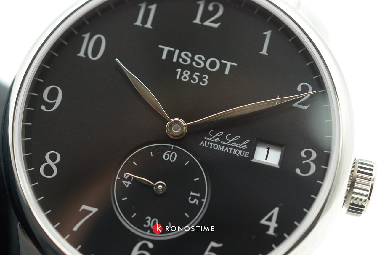 Tissot T0064281105200 мужские часы застежка крупным планом