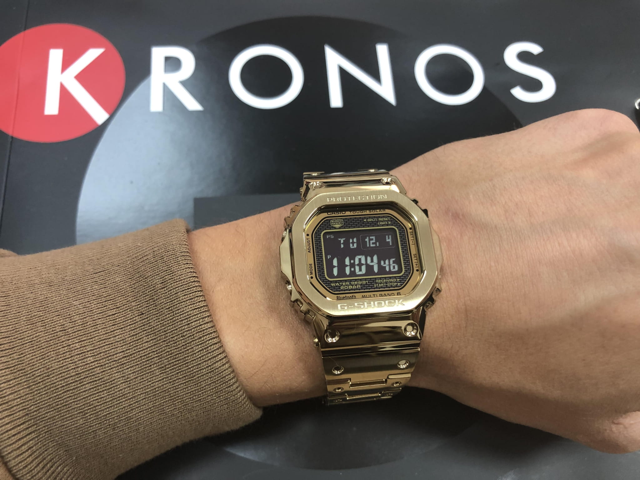 Casio Casio G-Shock GMW-B5000GD-9E электронные часы с аксессуарами мужские часы модель GMW-B5000GD-9ER