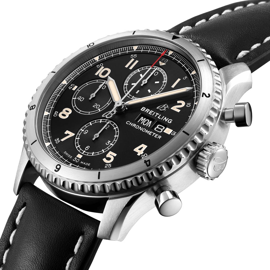 Breitling Breitling Aviator 8 Chronograph 43 A13316101B1X1 , наручные мужские часы фото под углом