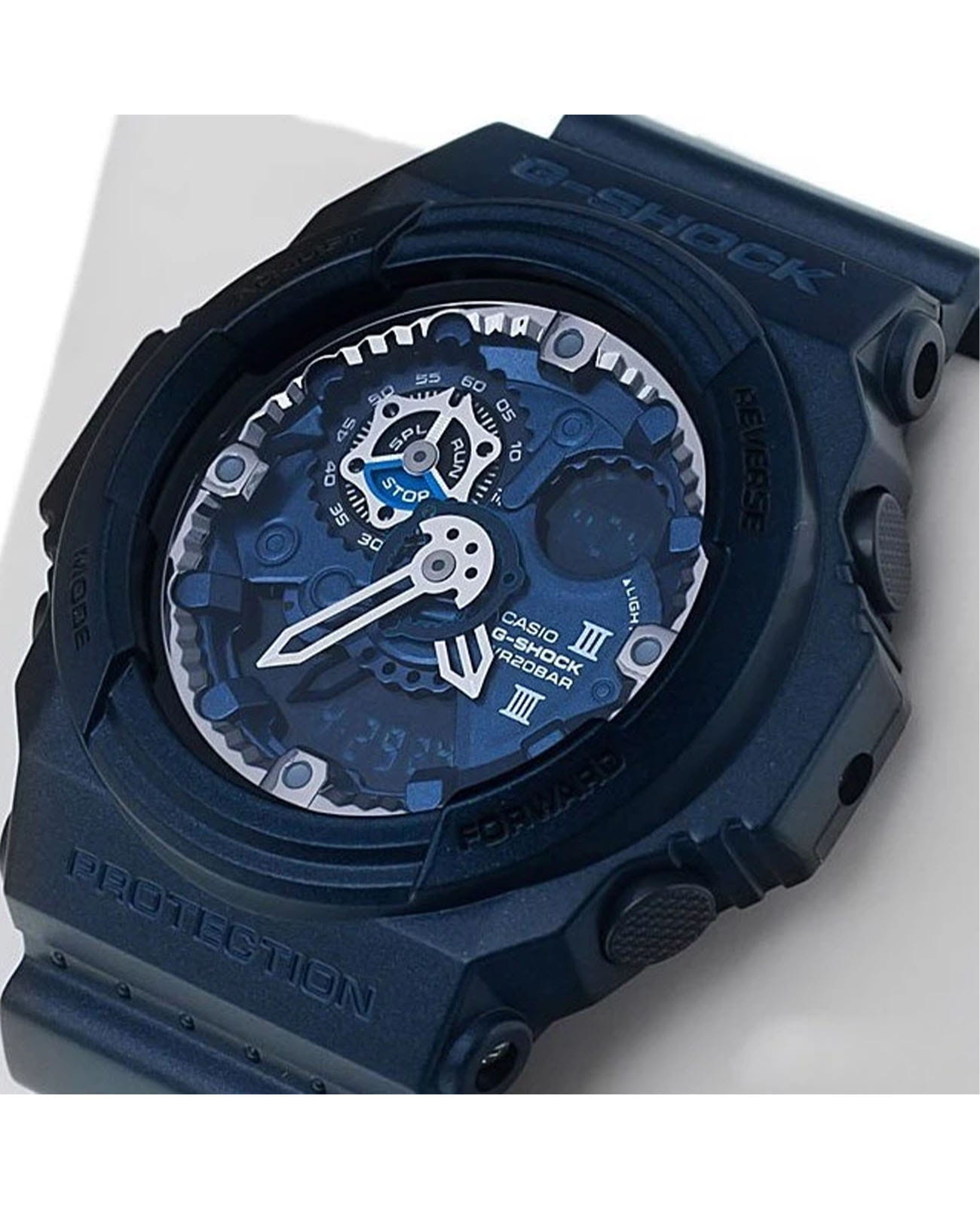 Casio Casio G-Shock GA-300A-2A GA, наручные мужские часы фото под углом