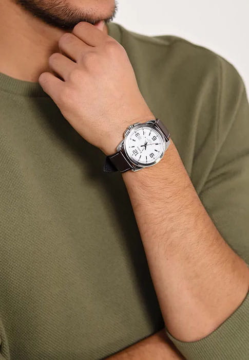 Casio Casio MTP-1314PL-7A , наручные мужские часы фото под углом