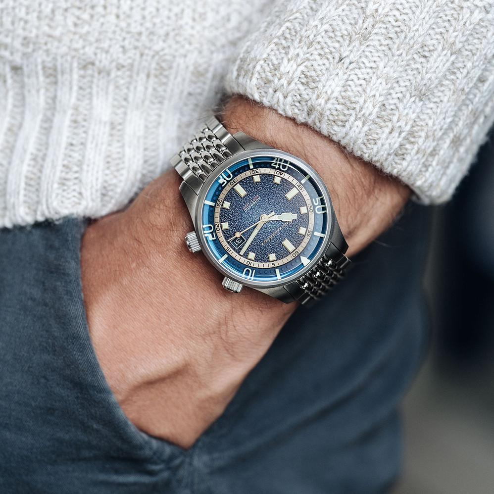 Spinnaker Spinnaker Bradner SP-5062-22 , наручные мужские часы фото под углом