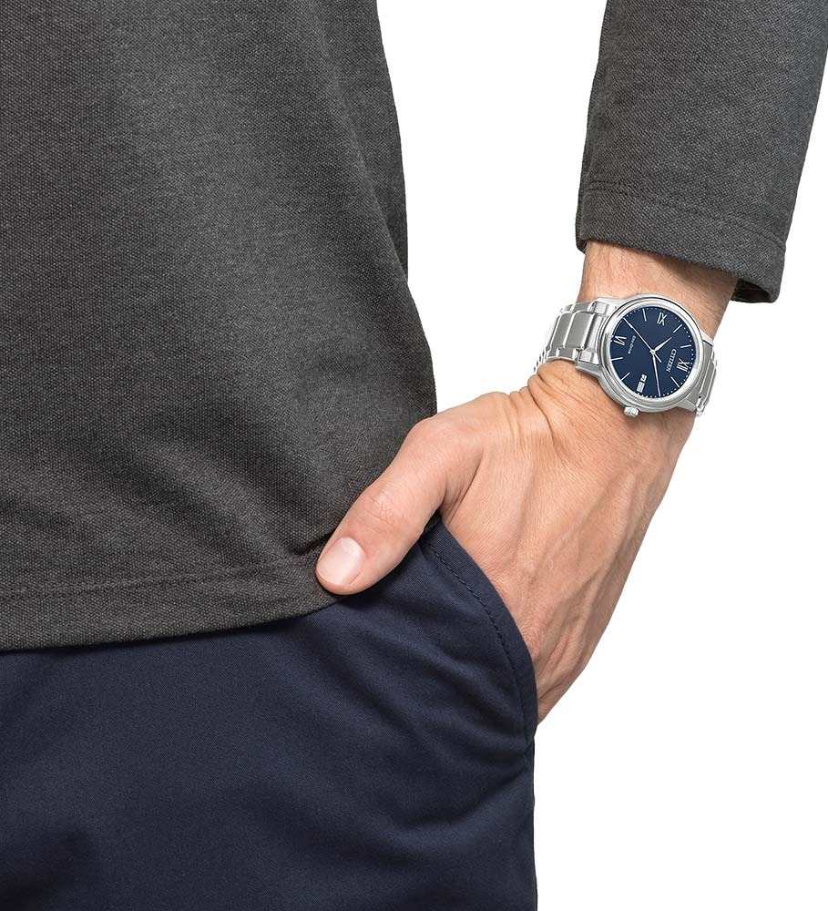 Citizen Citizen AW1670-82L , наручные мужские часы фото под углом