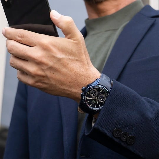 Jaguar Jaguar Connected J961/1 , наручные мужские часы фото под углом