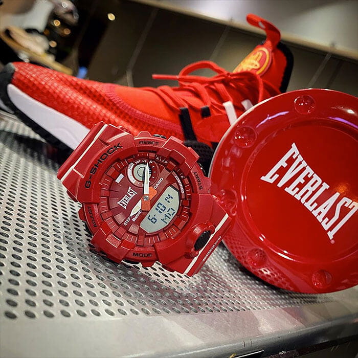 Casio Casio G-Shock GBA-800EL-4A — полный набор фото мужские часы япония