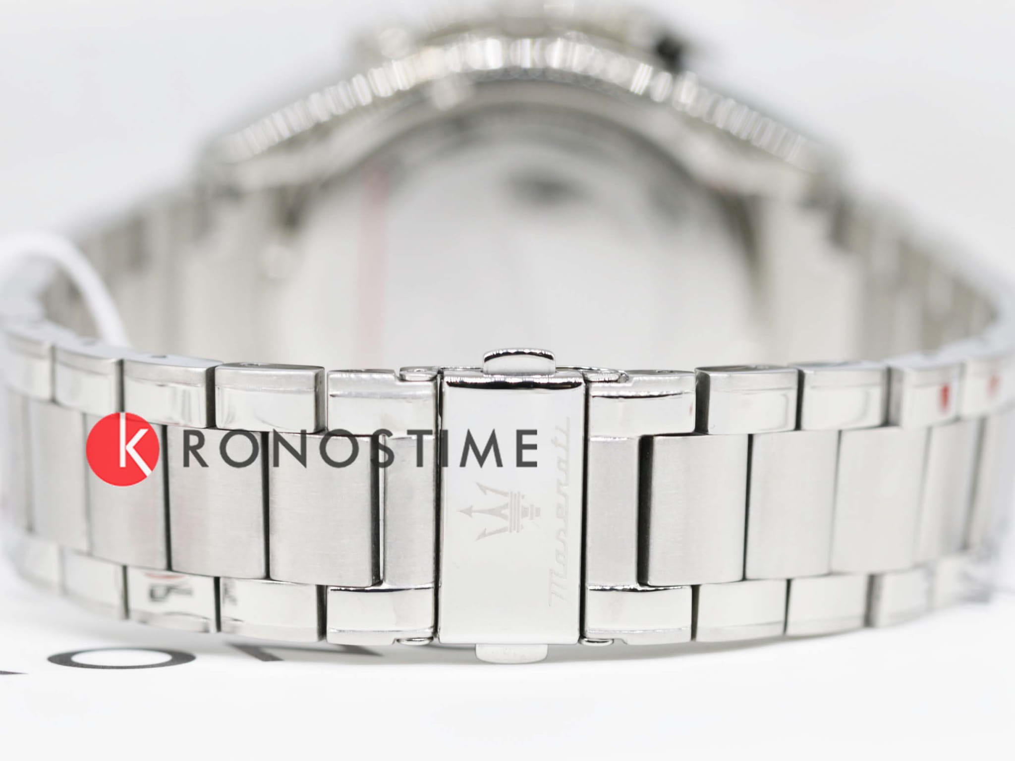 Maserati Maserati Sfida R8873612042 мужские часы черный циферблат на запястье